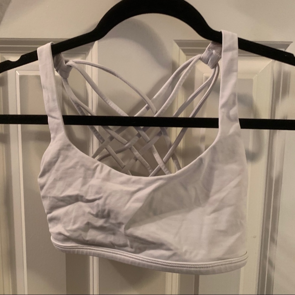 lululemon sports bra